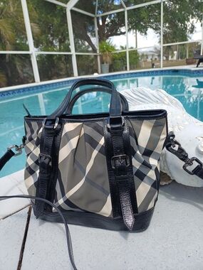 Burberry Black and Grey Nova Check Patent-Trim Tote Crossbody